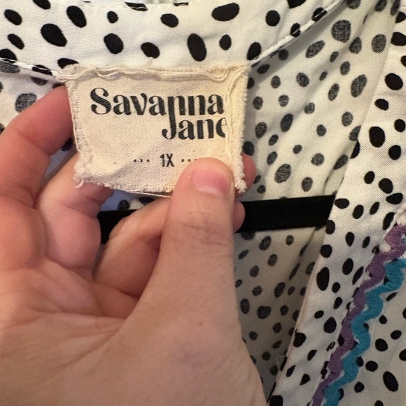 Flowy Polka Dot Blouse with Colorful‎ Trim - Picture 2 of 3